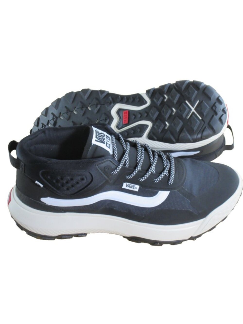 Vans Men's Mte Crosspath Mid Trail Shoes Black White All Weather Sizes NEW - Picture 2 of 7